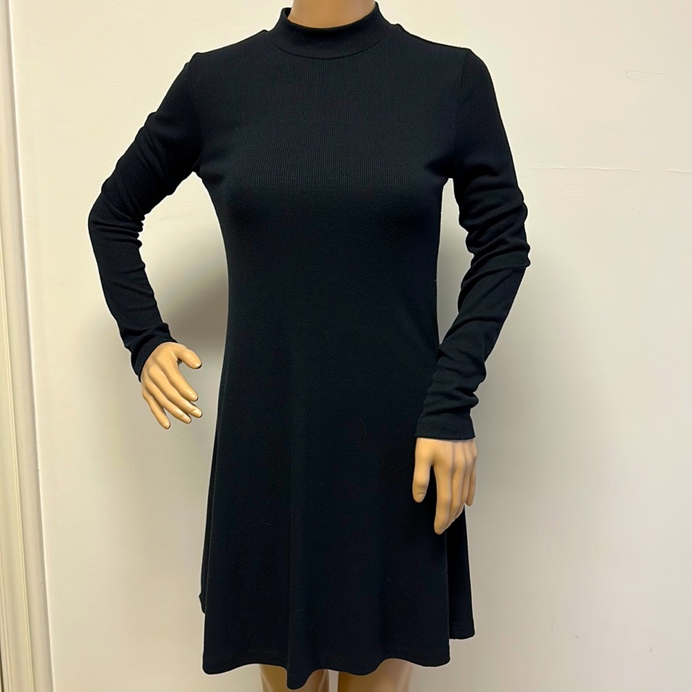 Black Long Sleeve Short Swing Dress by Forever 21 size M